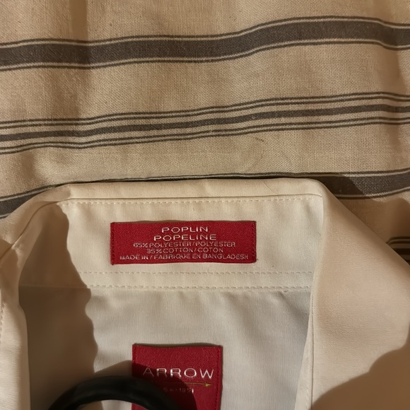 Arrow brand men’s white tshirt 14 1/2 inch neck size small - Picture 4 of 5